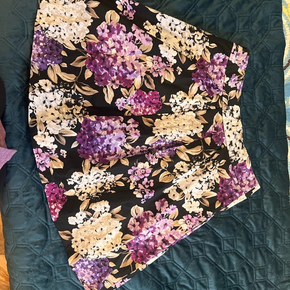 White House Black Market women’s floral skirt size 10 - Picture 4 of 8